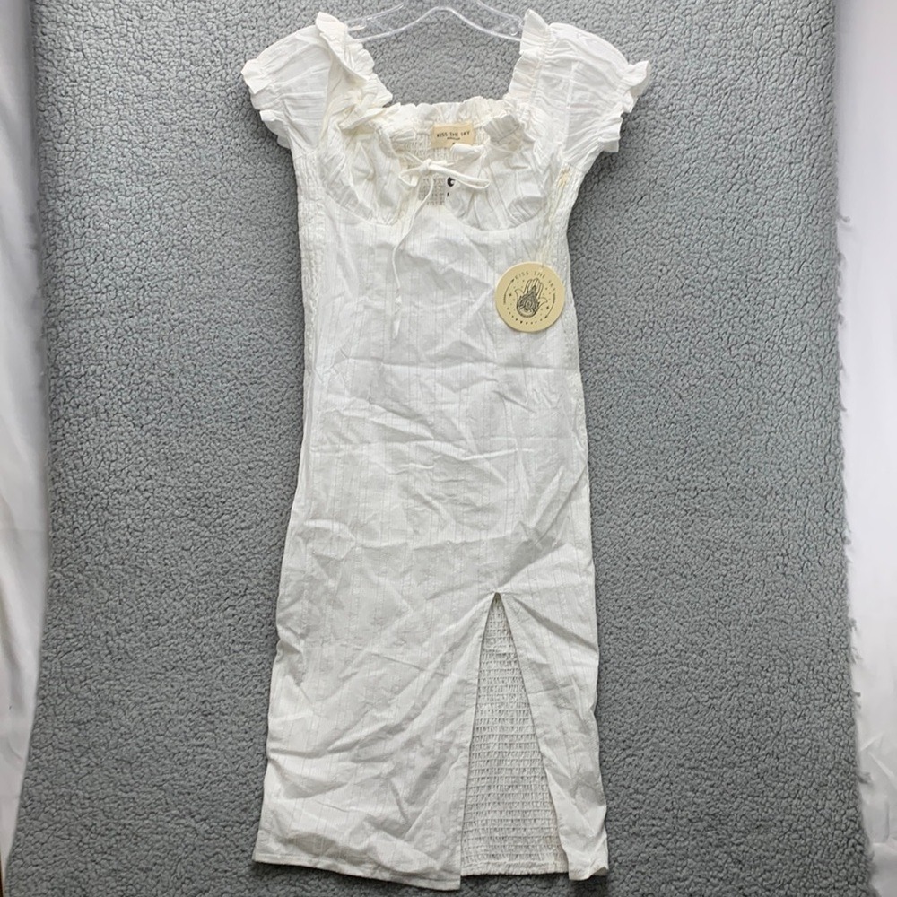 Kiss The Sky Ruched Dress Women's Size M White Slit Cottagecore Boho NWT